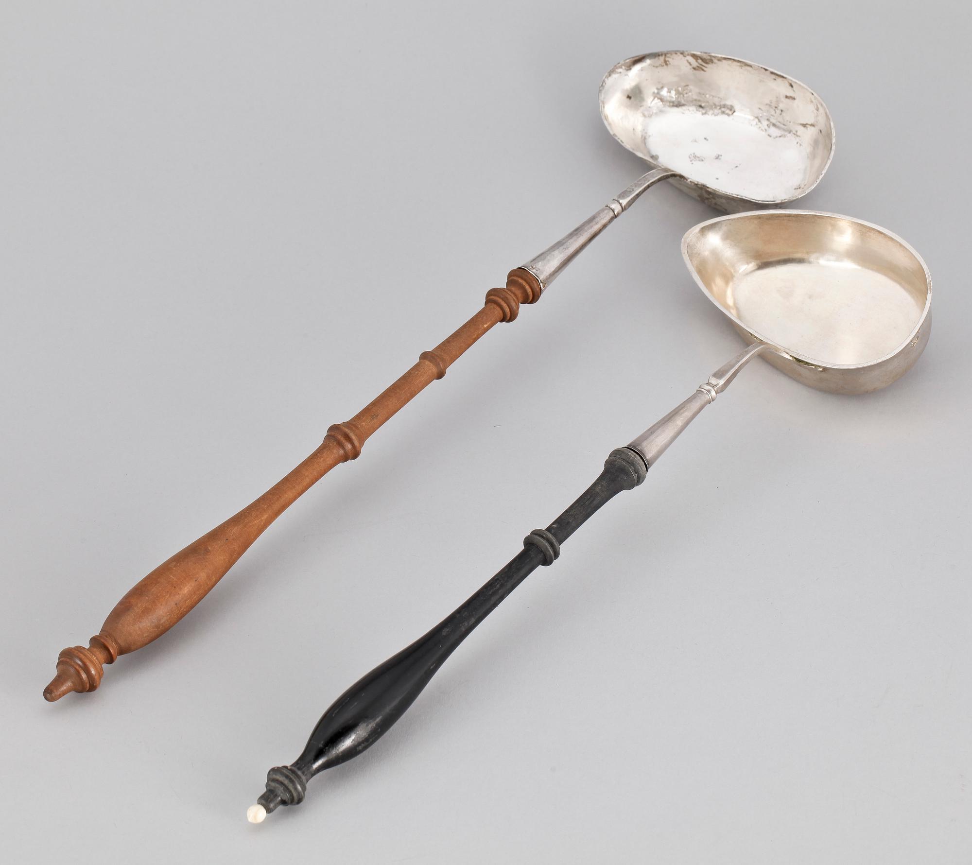 SOPPSLEVAR, 2 st, silver, bla Jonas Lindberg, Stockholm. 1800-tal.