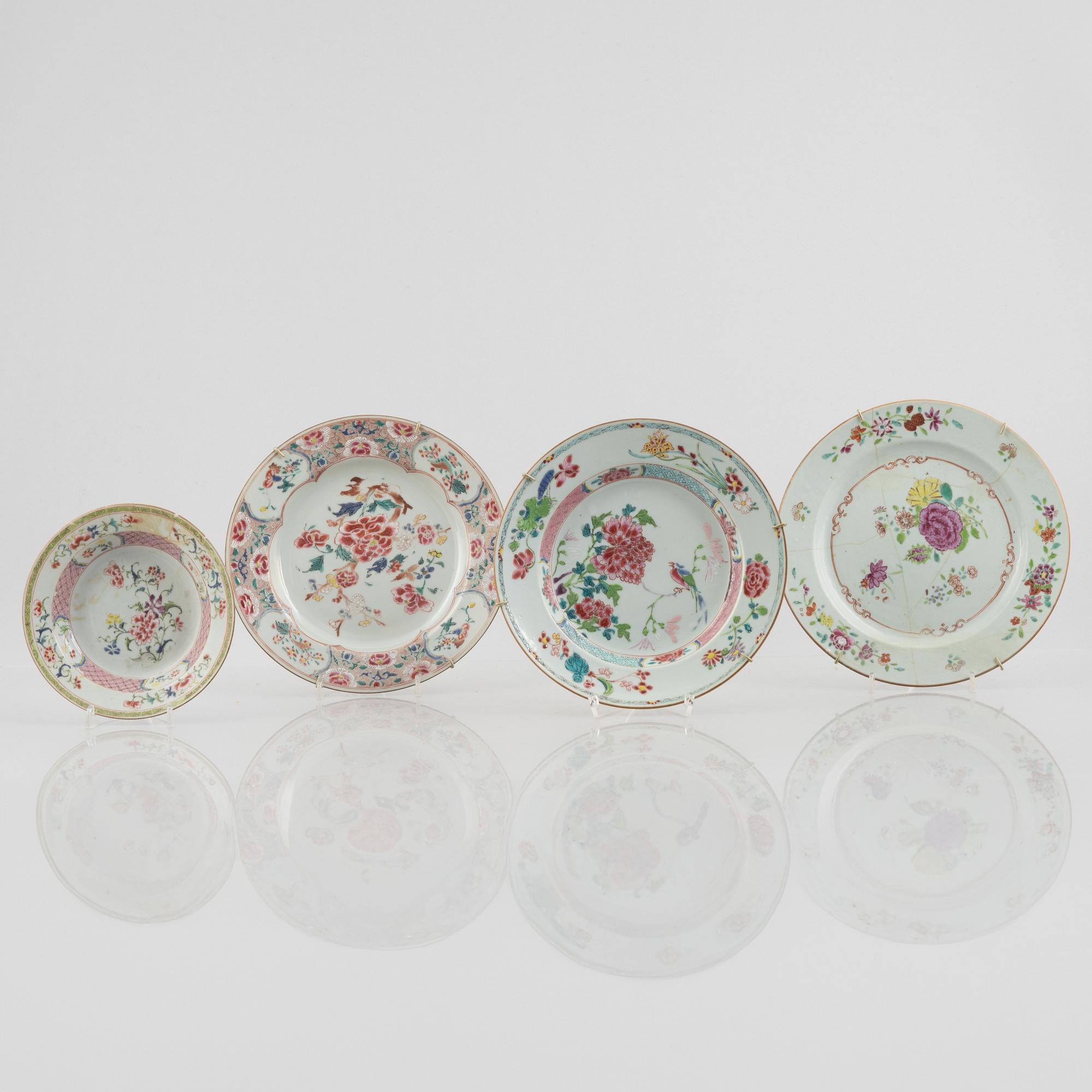 Six Famille Rose export porcelain plates and a creamer, China, Qianlong (1736-95).