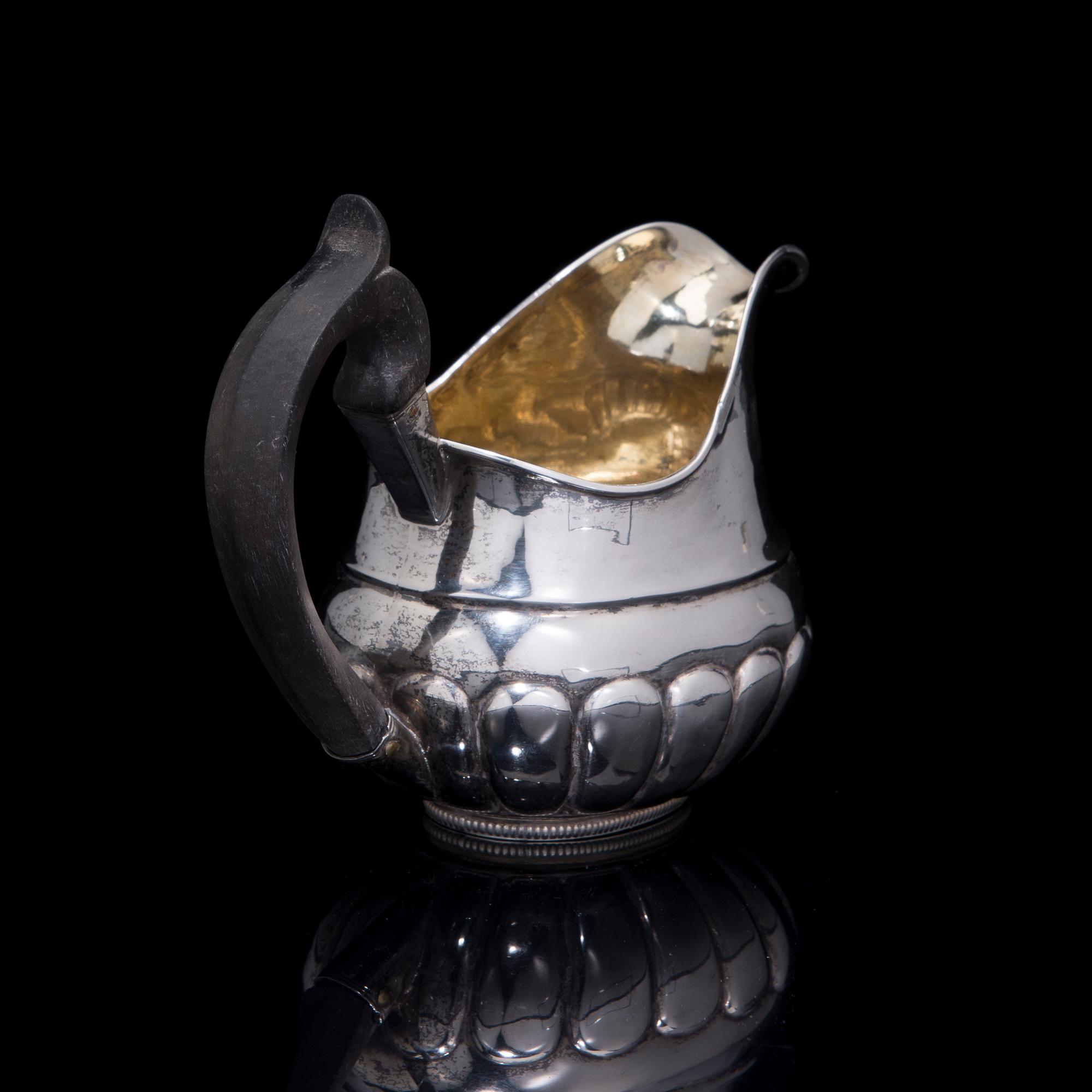 MJÖLKANNA, silver, Ryssland, St.Petersburg, Johan Fredrik Falck, 1838-1845.