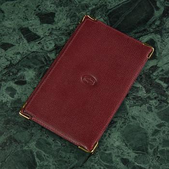 A scarf and a block, CARTIER.