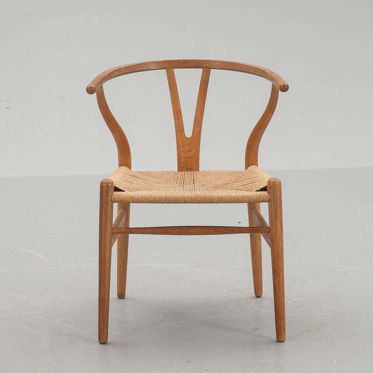 STOL, "Y-stolen", Hans J. Wegner för Carl Hansen & Son, Odense.