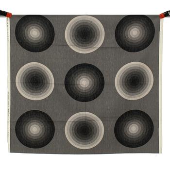 GARDINLÄNGDER, 2 st samt PROVBITAR, 2 st, bomullskretong, Verner Panton för Mira-X. 1970-tal.