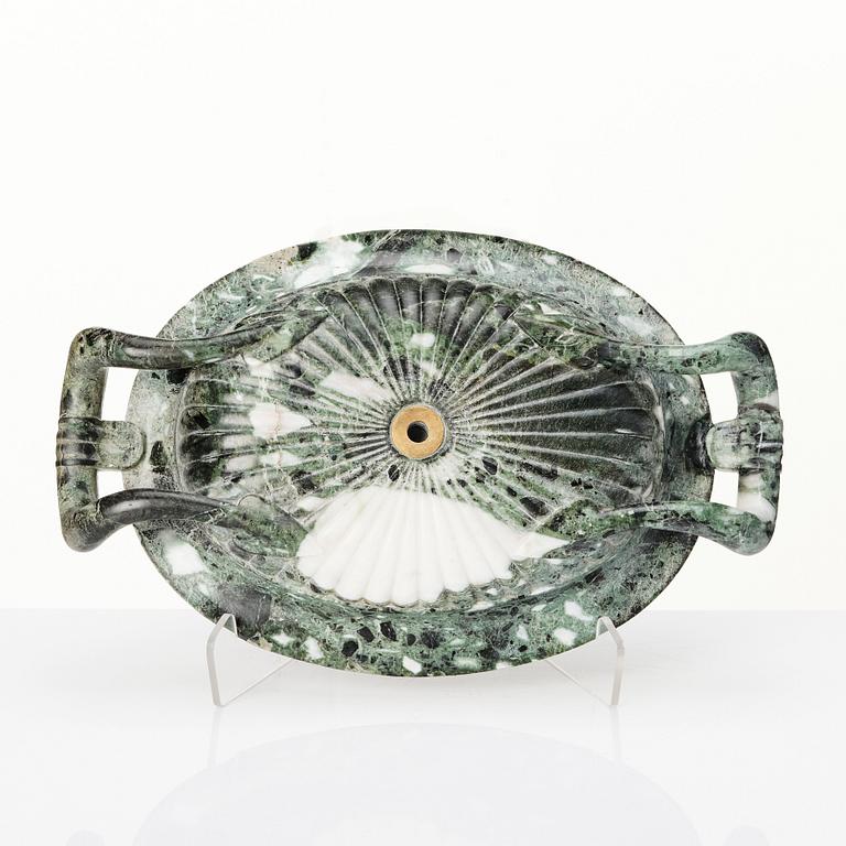 A presumably Italian marble and onyx tazza, around year 1900.