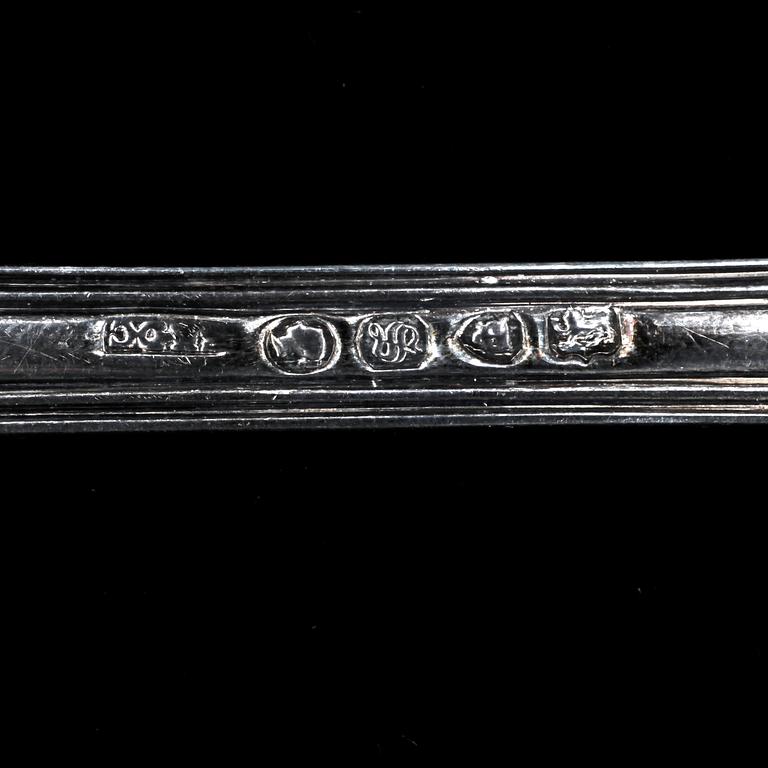 RAGUSKED, silver, London, England, 1853. Ca 189g.