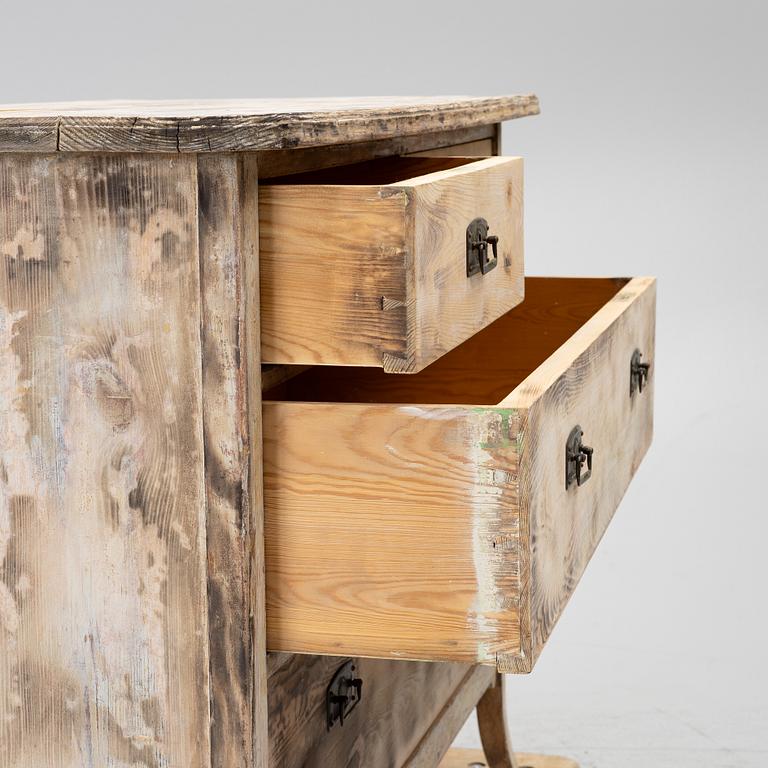 Bureau, first half of the 20th century.