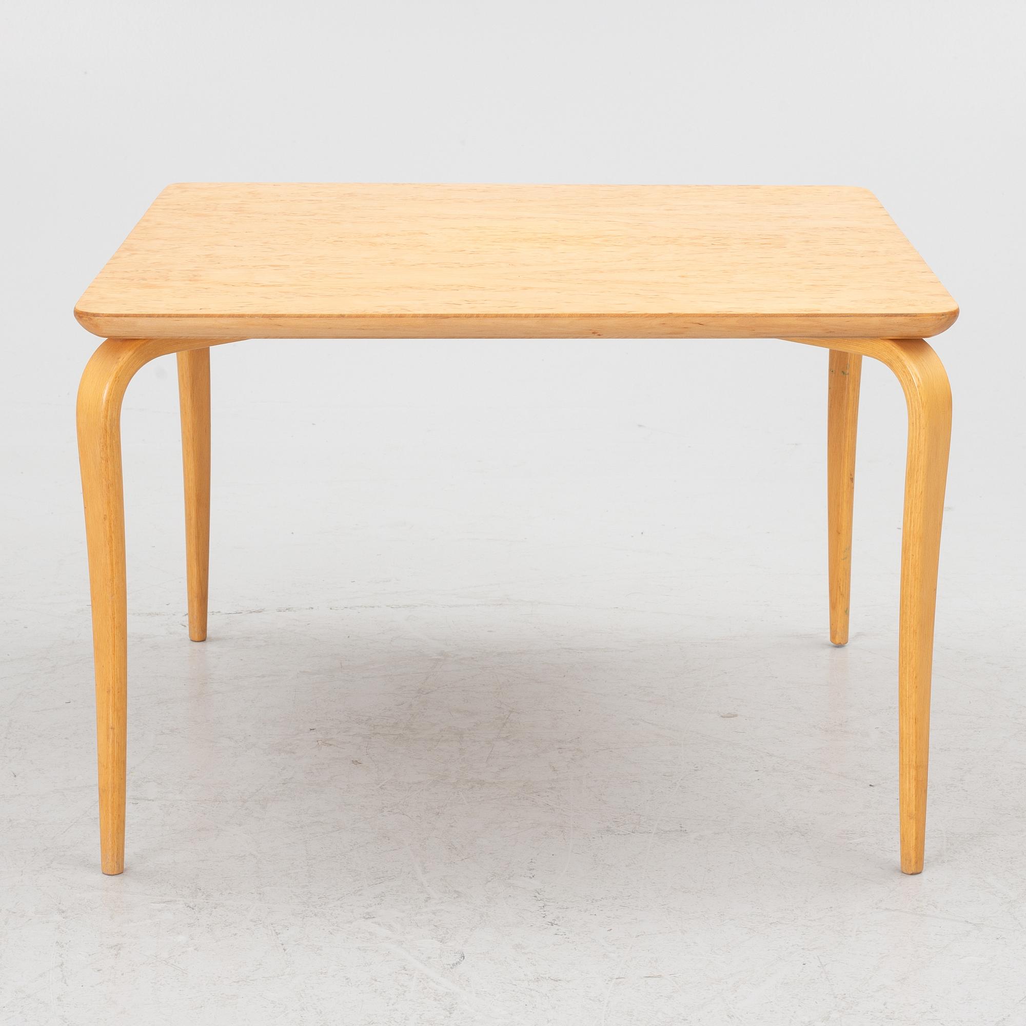 Bruno Mathsson, Side table, "Annika", Bruno Mathsson International, Värnamo, late 20th century.