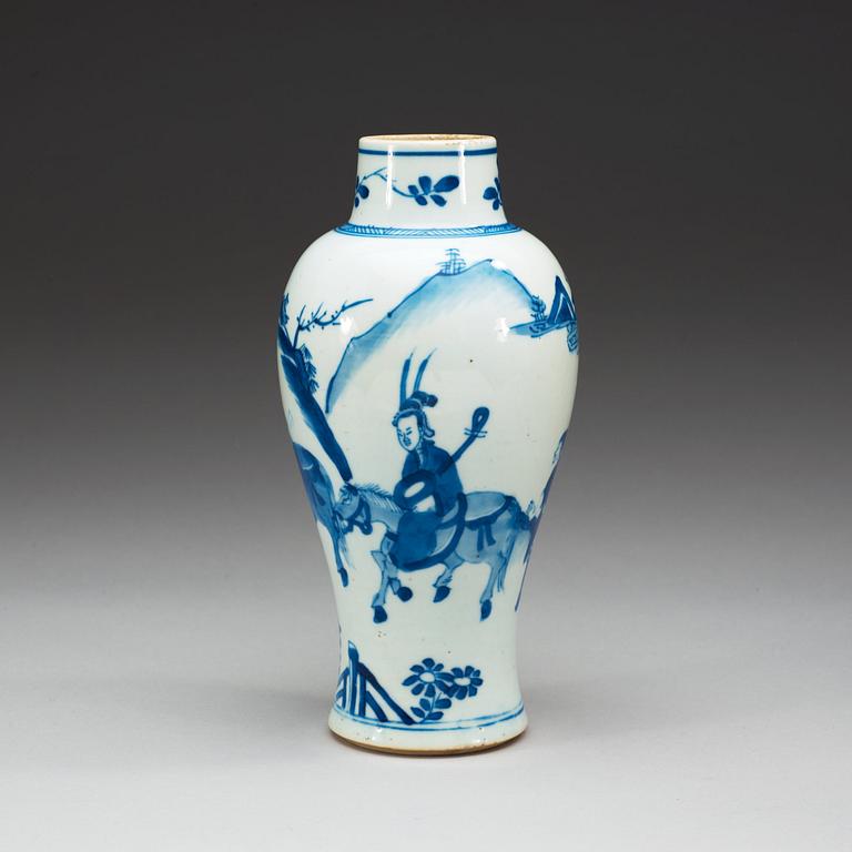 VAS, porslin. Qing dynastin, 1700-tal.