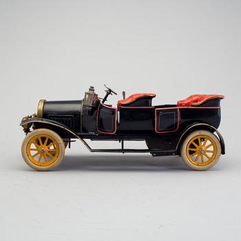 A tinplate Gebrüder Bing 10375/2 Open Tourer, Germany, ca 1912.