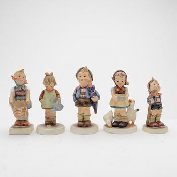 FIGURINER, 5st, porslin, MJ Hummel, Goebel, Tyskland, 1900-tal.