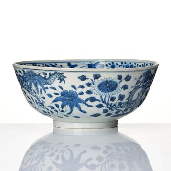Skål, porslin. Sen Qingdynasti, 1800-tal.