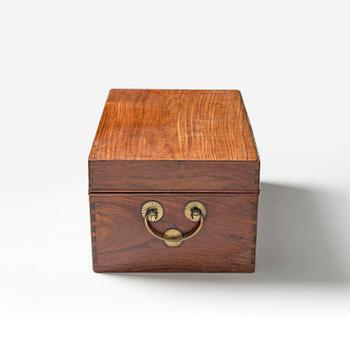 Dokumentlåda, huanghuali. Xiaoxiang, Qingdynastin, 1800-tal.