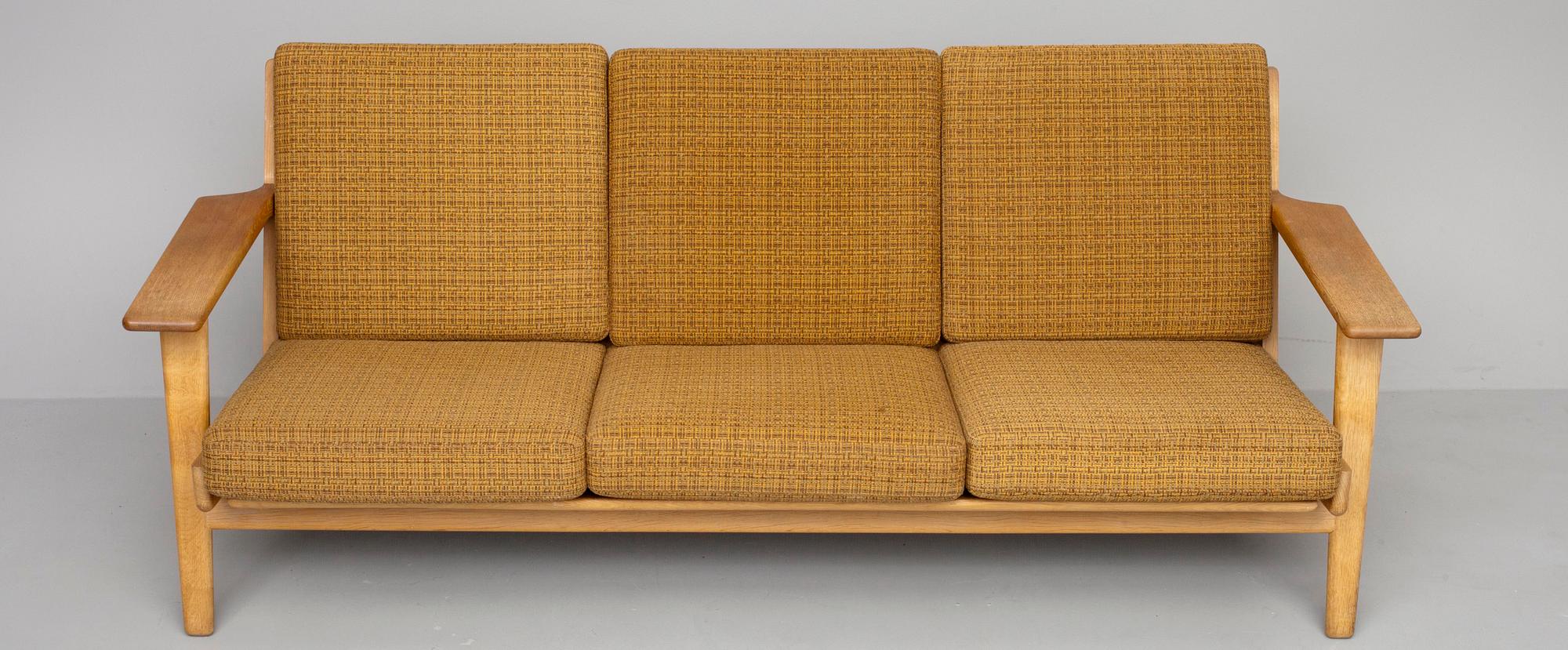 SOFFA, "GE-290", Hans J Wegner, Getama, Danmark, 1900-talets andra hälft.