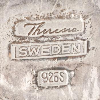 A Theresia Hvorslev pendant in sterling silver with a silver chain.