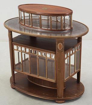 An Alfred Grenander Art Nouveau mahogany tea or smoke table, Germany ca 1909.