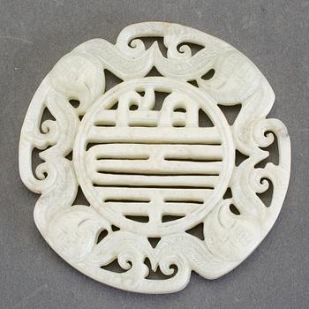 AMULETT, nefrit, Kina, 1900-tal.