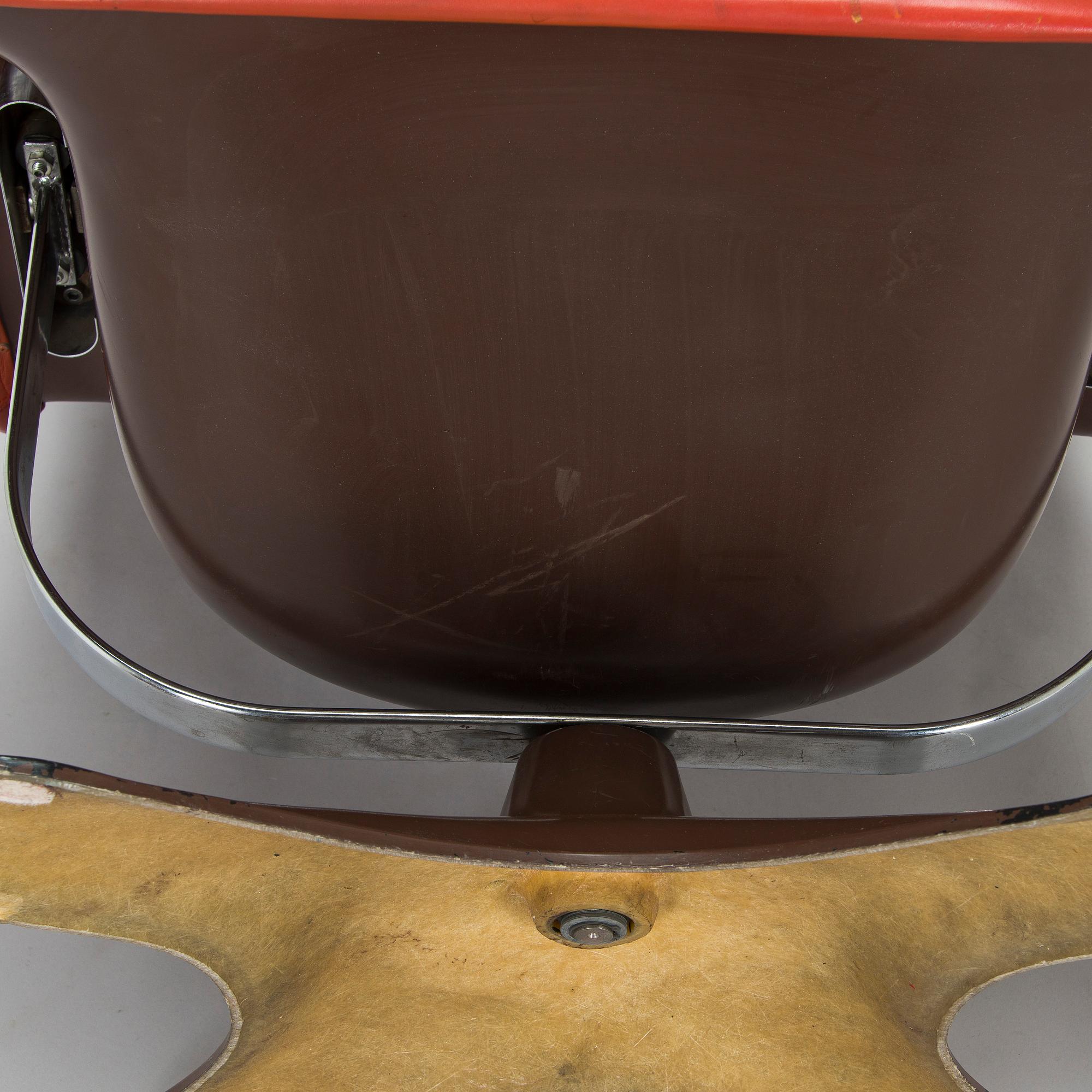 Yrjö Kukkapuro, nojatuoli, "Karuselli" Haimi, 1960-luku.