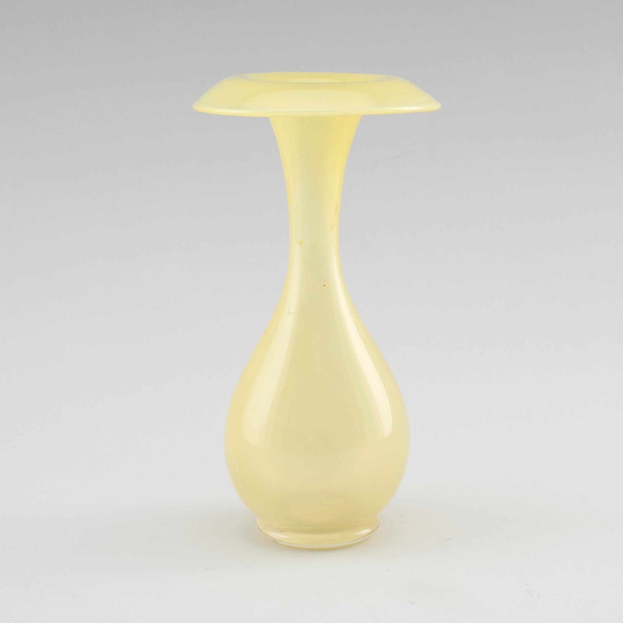 VAS, glas, "hat brim", Ingeborg Lundin, Orrefors.