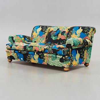 Josef Frank, a 'model 703' sofa, Svenskt Tenn, Sweden.