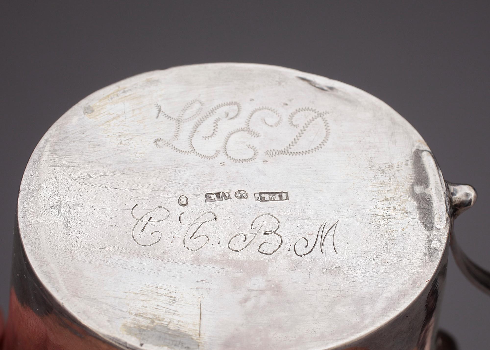 PARTI SILVER, 15 delar, bl a Nils Hellberg, Stockholm, verksam 1784- 1801. Totalvikt ca 539g.
