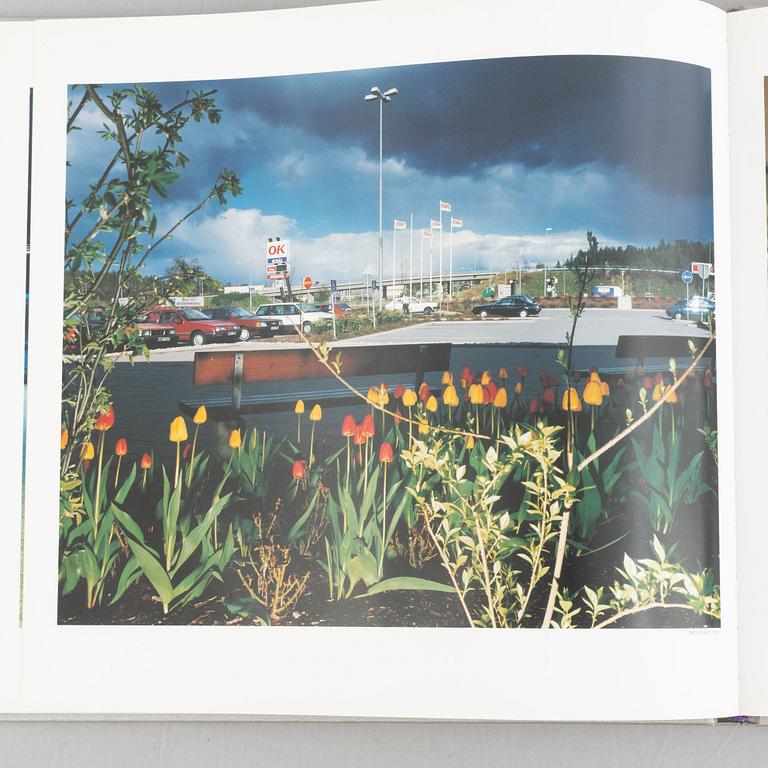 Lars Tunbjörk, bok "Landet utom sig", 1993.