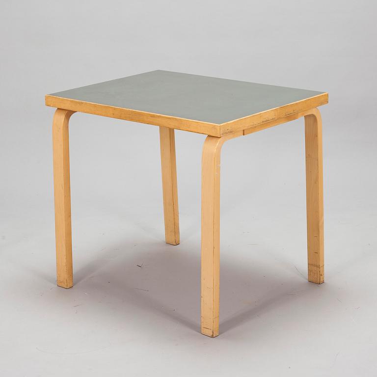 Alvar Aalto, A mid-20th century table for O.Y. Huonekalu- ja Rakennustyötehdas A.B.
