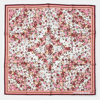 Louis Vuitton, scarf.