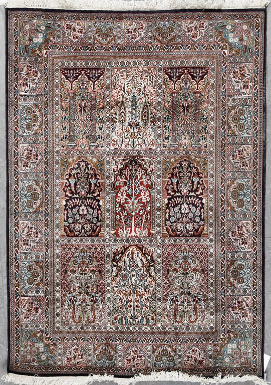 MATTA, silke Ghom, ca 181x128 cm.