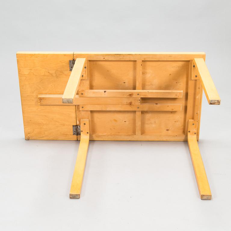 Alvar Aalto, klaffipöytä, Artek, 1900-luvun puoliväli.