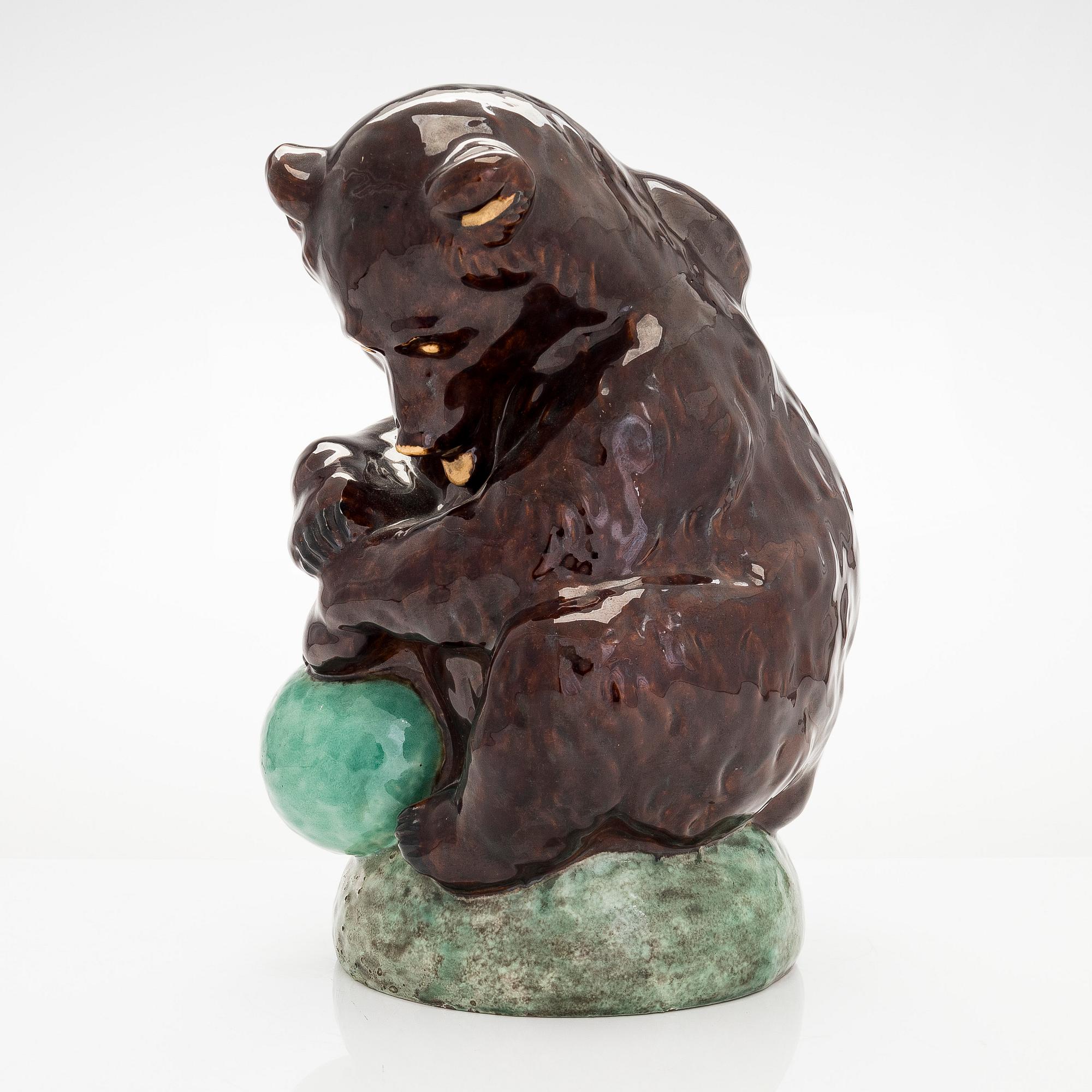 A ceramis sculpture after Franz Barwig.