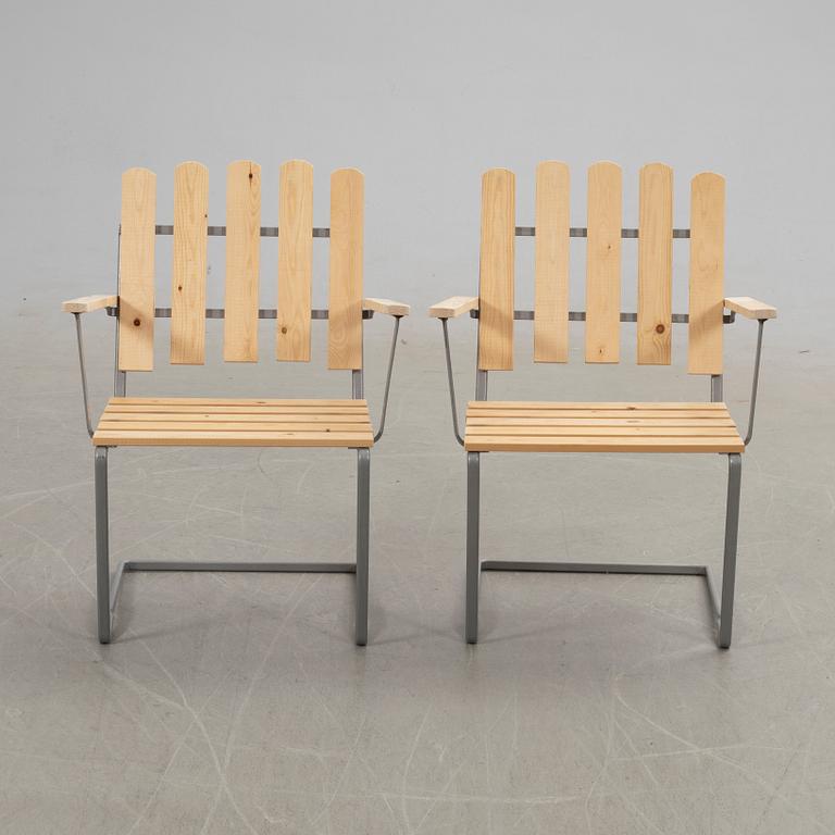 Arthur Lindqvist, karmstolar, ett par, modell A2, Grythyttan 1900-tal.