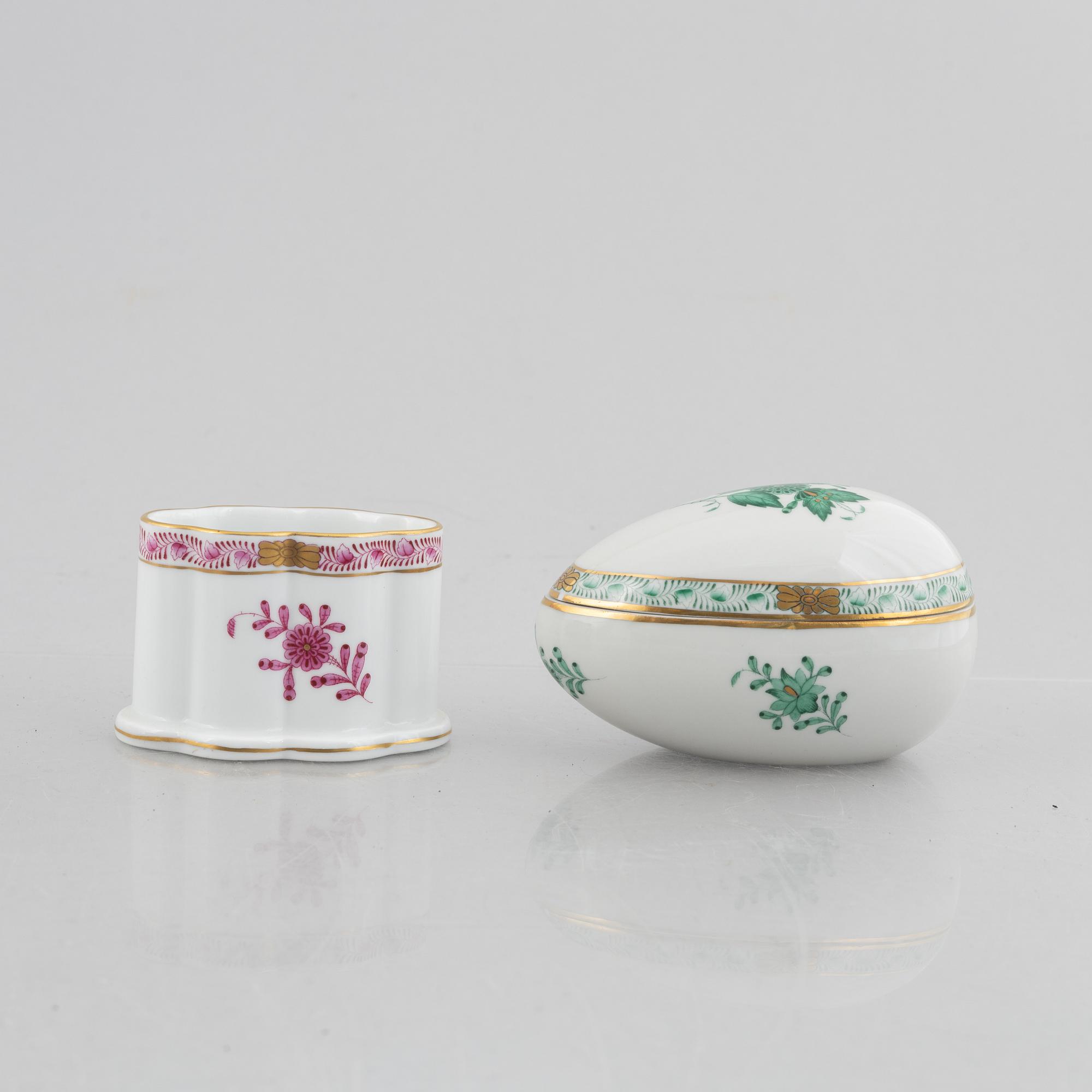 15 pieces of Herend porcelain, Hungary, 20th century.