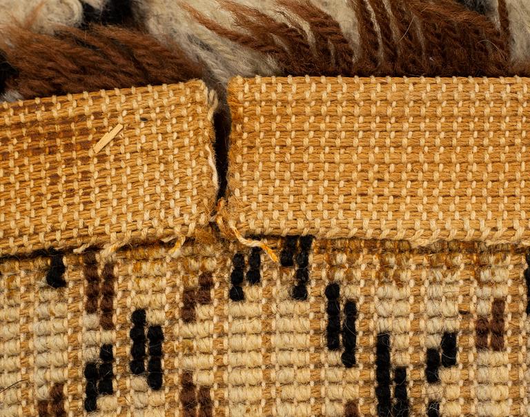 Marianne Richter, a carpet, "Löfstad", machine made with pile, ca 191 x 133,5 cm.