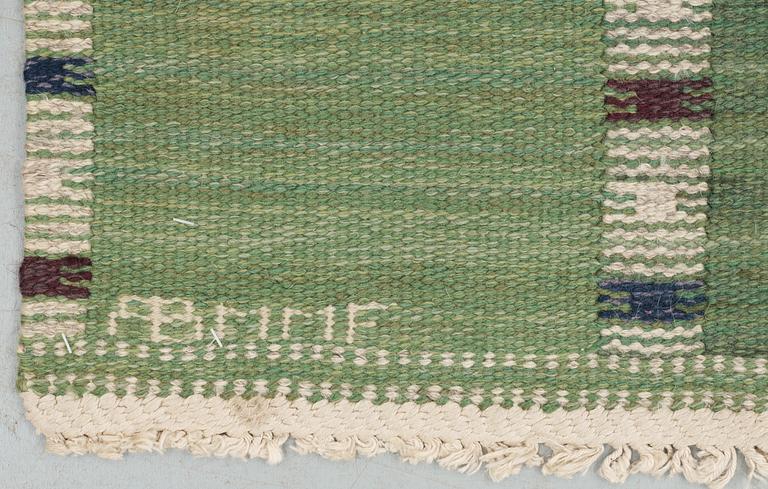 MATTA. "Falurutan, grön". Rölakan (flat weave). 233,5 x 139,5 cm. Signed AB MMF BN.