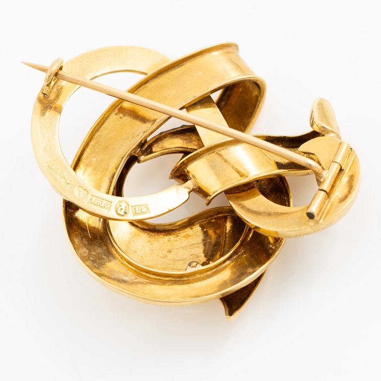 Brooch 18K gold, 19th century.