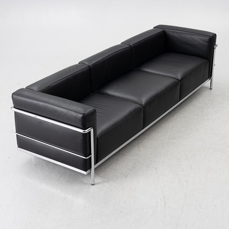 Le Corbusier, Pierre Jeanneret & Charlotte Perriand, soffa"LC3", Cassina, Italien.