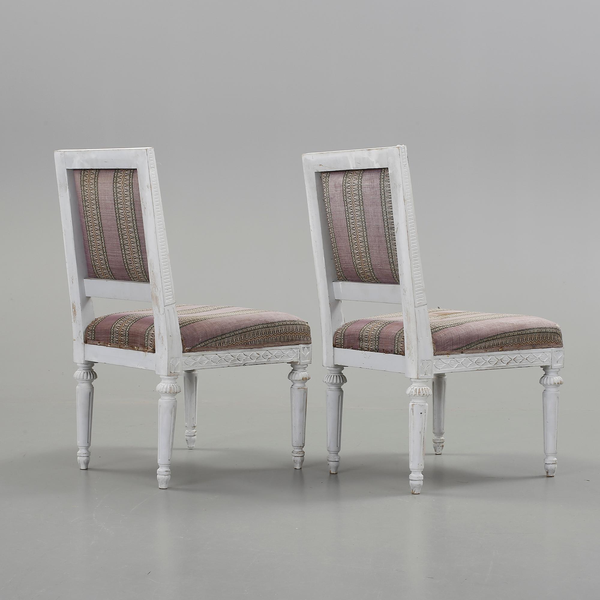 STOLAR, ett par, gustaviansk stil, omkring 1800-talets sista kvartal.