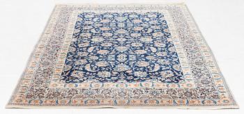 A rug, Esfahan, part silk, ca. 245 x 159 cm.