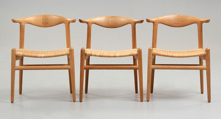 Hans J. Wegner, a set of six oak "Cowhorn Chairs", JH-505, Johannes Hansen, Denmark 1960's.