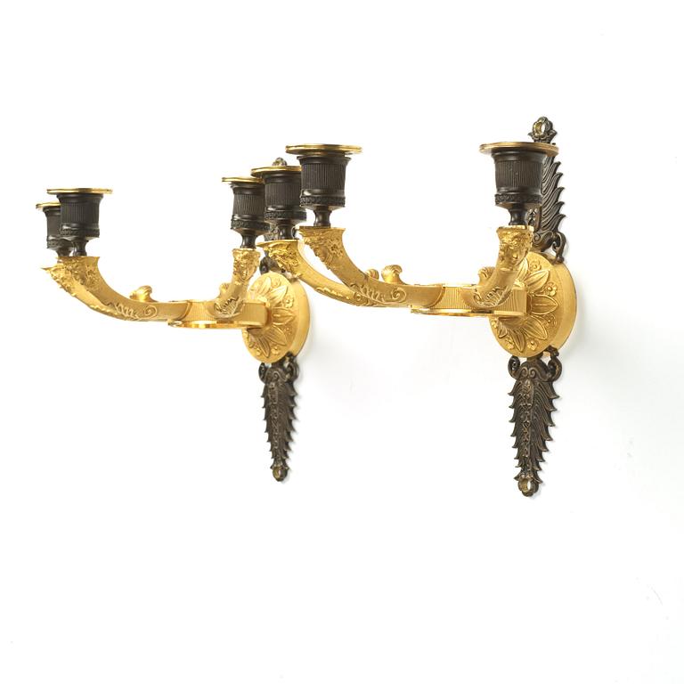 APPLIQUER, för tre ljus, ett par, Frankrike, 1800-talets början, empire.