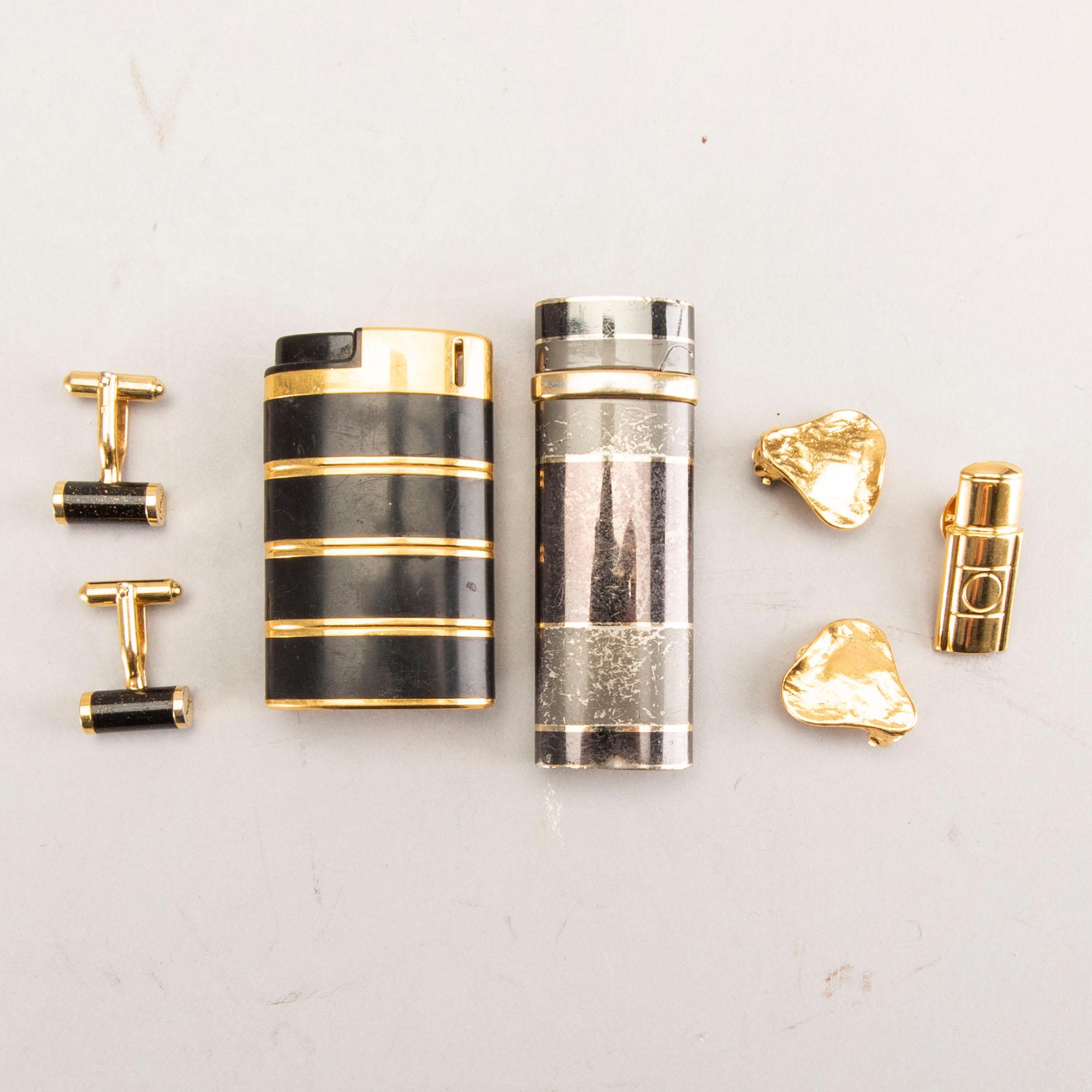 Yves Saint Laurent, 2 st tändare, manschettknappar, örhängen, pin, 1980-tal.