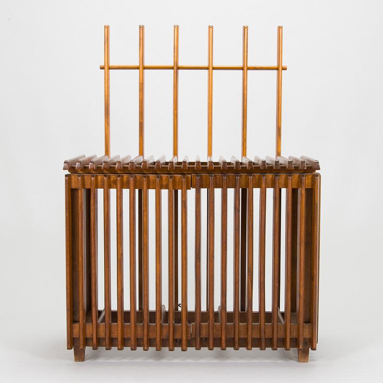Bagagebänk, Erkki Huttunens ritkontor. Hotel Vaakuna, 1947.