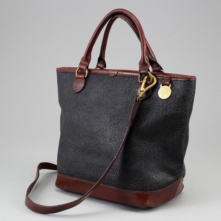 MULBERRY, a scotchgrain leather bag.