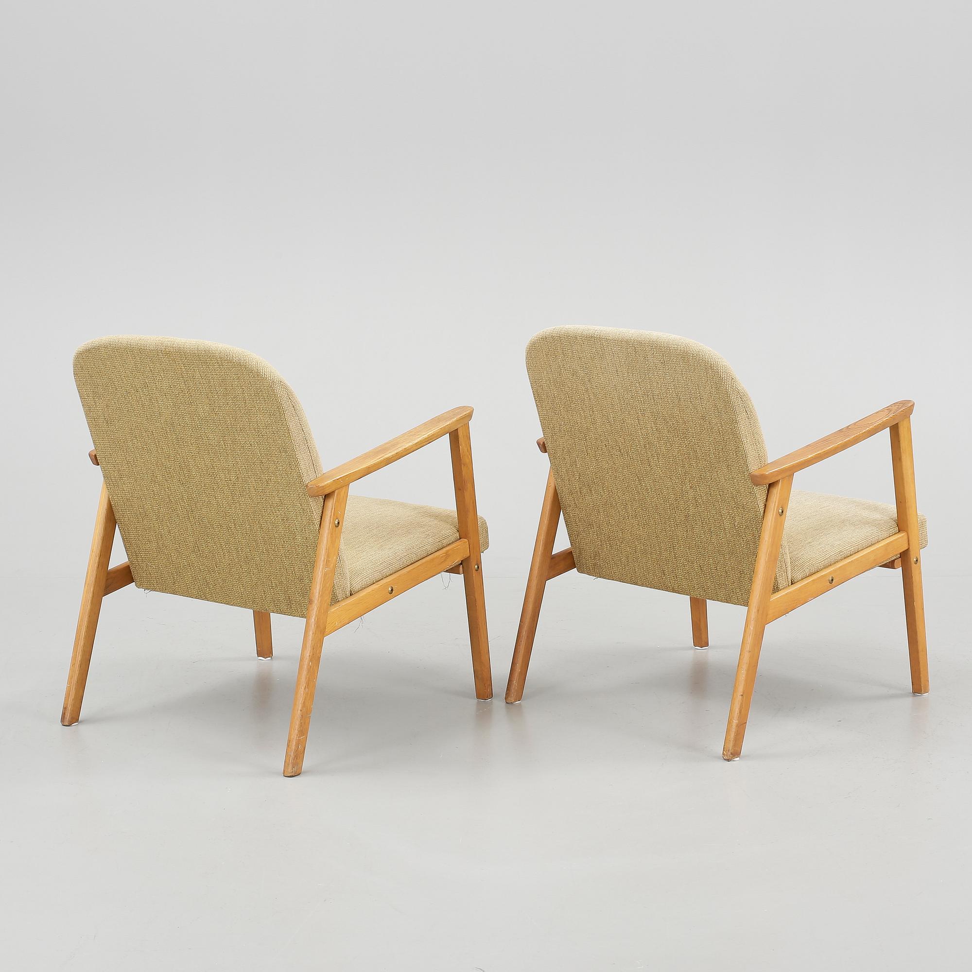 FÅTÖLJER, ett par, 1960-tal.