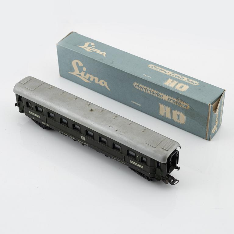 Modelltåg, 3 skalmodeller av DSB motorvagnståg.