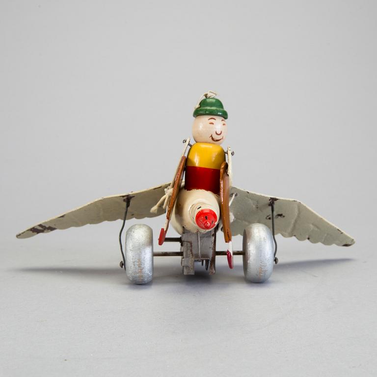 LEKSAKSFIGUR, Nils Holgersson, troligtvis av ASSAR leksaker Mariefred 1940/50-tal.