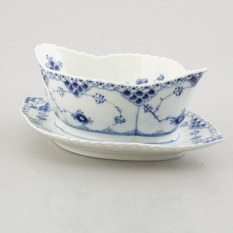 A Royal Copenhagen 'Musselmalet' / 'Blue fluted full lace', 20th century, Model no 1105.