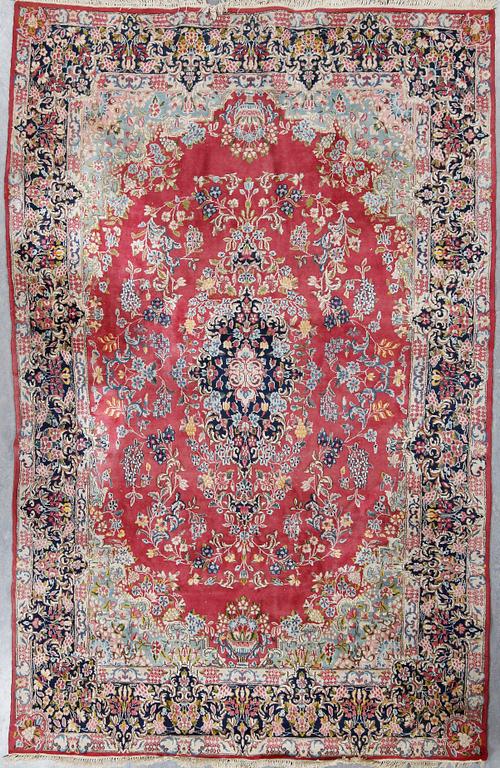 MATTA, möjligen Kirman, ca 310x202 cm.