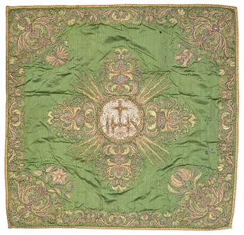 351. An Italian chalice veil, mid 18th century, c. 58 x 60 cm.