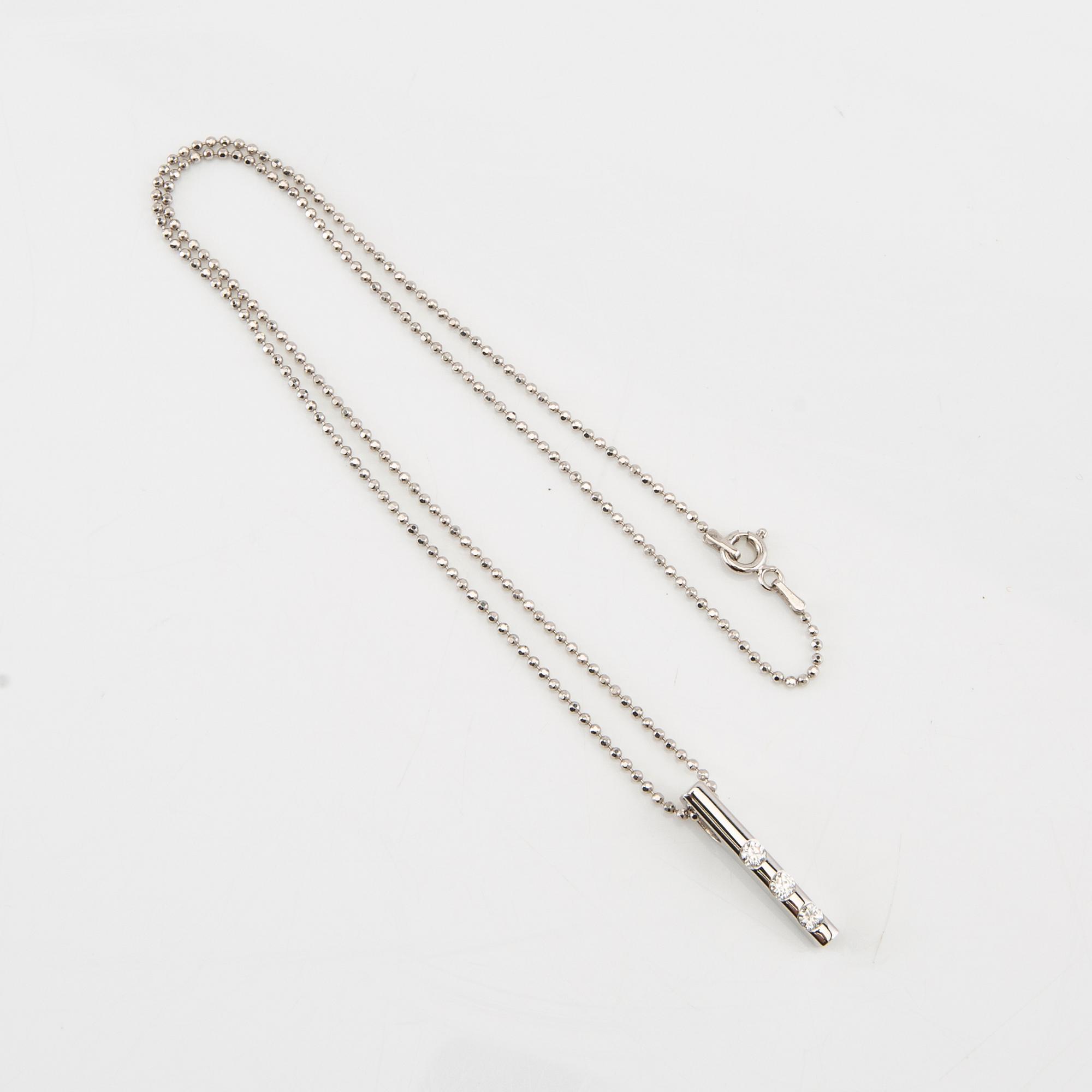 Hänge 18K vitguld med runda briljantslipade diamanter.