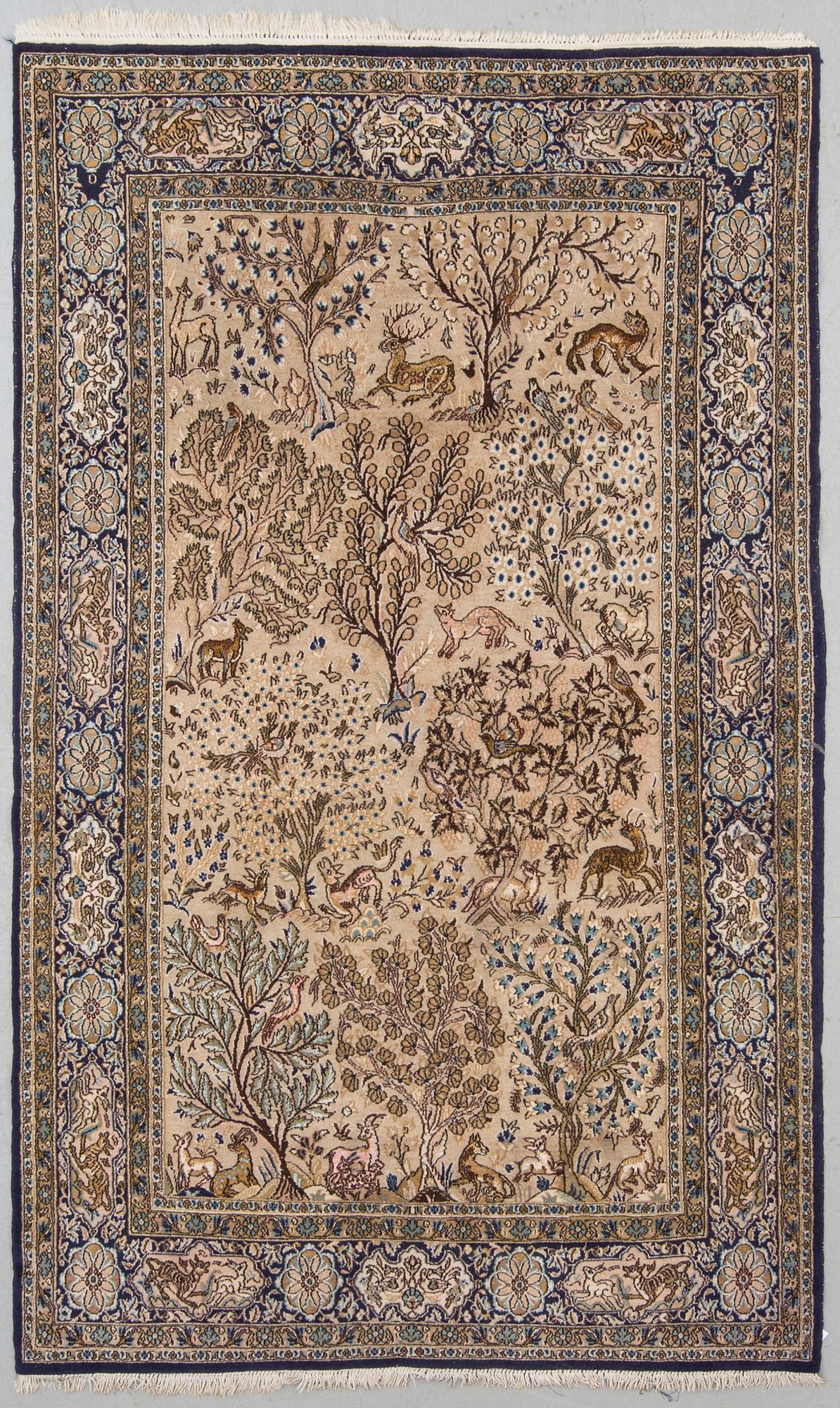 MATTA, old, Ghom sannolikt, figural, silkesinslag, ca 266 x 162 cm.